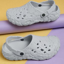 Roadster Men Croslite Clogs-28
