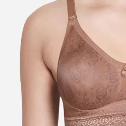 Susie Bra Medium Coverage image 3
