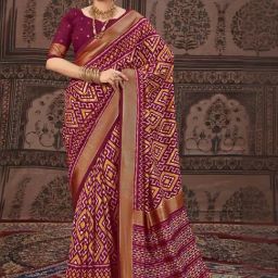 Satrani Maroon Geometric Print Saree With Unstitched Blouse-image-24