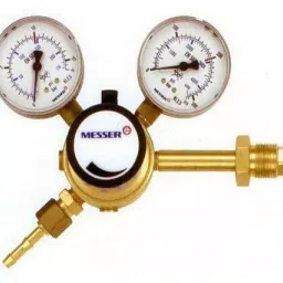 Messer 77053941 Gas Type: LPG/BMCG/Propane, Tornado Heavy Duty Pressure Regulator with Outlet Pressure Gauge-picture-40