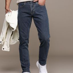 WROGN Men Straight Fit Mid-Rise Light Fade Stretchable Jeans-picture-14
