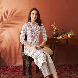 Anouk Women Floral Checked Flared Sleeves Kurta-picture-25