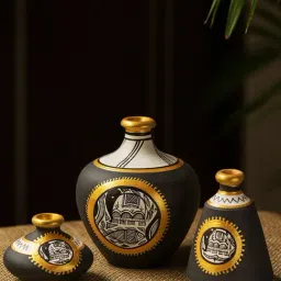 ExclusiveLane 'Madhubani Jet Black Matkis' Hand-Painted Vases Combo In Terracotta (Set of 3)-31
