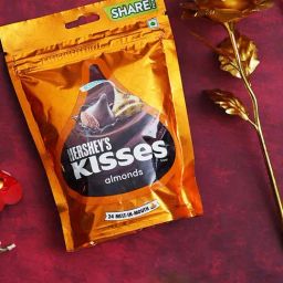 eCraftIndia Golden Rose & Hershey'S Kisses Almonds Chocolate Combo-image-99