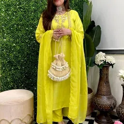 URMIR FASHION Women Ethnic Motifs Embroidered Regular Thread Work Kurta with Trousers & With Dupatta-picture-24