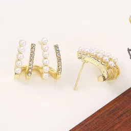 VAGHBHATT Gold-Plated Artificial Stones Studded & Pearls Beaded Contemporary Studs image 4