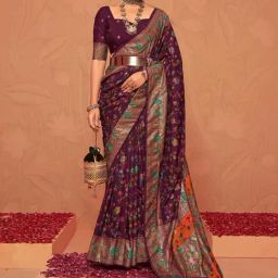 Satrani Purple Printed Saree With Unstitched Blouse-image-43