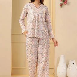 SAY Off White Printed Pyjamas Set-picture-13