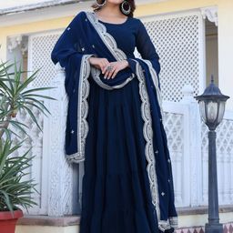 KALINI Women Layered Kurta with Pyjamas & With Dupatta-picture-0