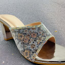 FABBMATE Embellished Party Block Heel image 2