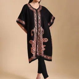 Zamour Women Party Embroidered Shrug-picture-23