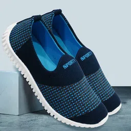Axter Women Running Non-Marking Shoes-image-24