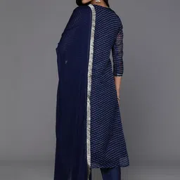 KSUT Women Leheriya Printed Regular Kurta with Trousers & With Dupatta image 4