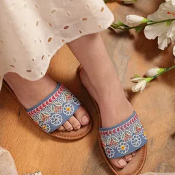 Kiana Embroidered Open Toe Flats-10