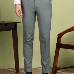 encore by INVICTUS Men Pleated Regular Fit Formal Trousers-picture-9