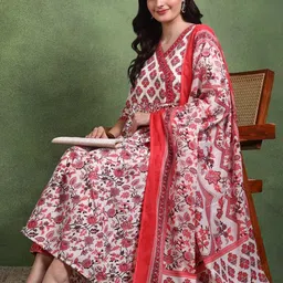 NEW ETHNIC 4 YOU Printed Cotton Blend Kurta Sets-image-24