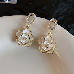 Krelin Contemporary Drop Earrings-image-25