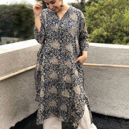 THE INDIAN ETHNIC CO Floral Printed Cotton Kurta-31