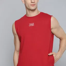 HRX by Hrithik Roshan Men Red Printed Sweatshirt-image-13