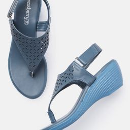 DressBerry Wedges with Backstrap-11