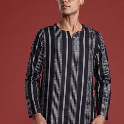 Anouk Woven Design Kurta-28