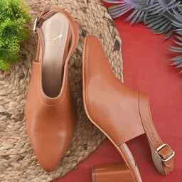XE Looks Block Sandals-20