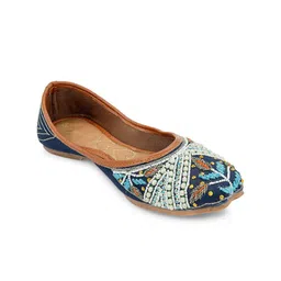 Sangria Women Embellished Mojaris-image-82