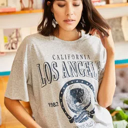 Olalook Women Typography Printed Pockets T-shirt-image-24