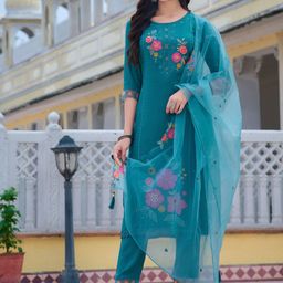 Berrylicious Women Embroidered Regular Thread Work Kurta with Trousers & With Dupatta-image-94