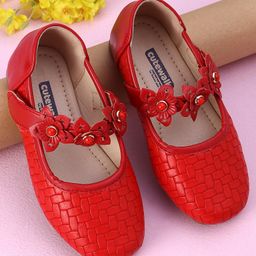 Cute Walk by Babyhug Sandals Flower Applique- Red-image-32