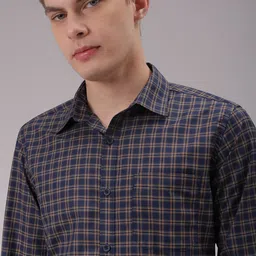 Luxe by TIGC Men Cutaway Collar Vertical Striped Slim Fit Formal Shirt-image-26