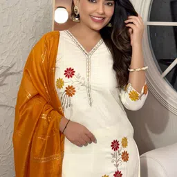 URMIR FASHION Women Floral Embroidered Regular Thread Work Kurta with Trousers & With Dupatta-picture-11
