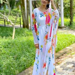 Femvy Floral Printed Round Neck A-Line Kurta-image-4