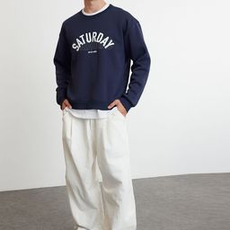 Trendyol Men Typography Printed Sweatshirt-picture-12