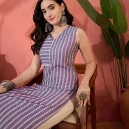 Sangria Woven Striped Straight Kurta-picture-27