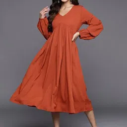 Varanga Puff Sleeves Fit and Flare Midi Dress-picture-47