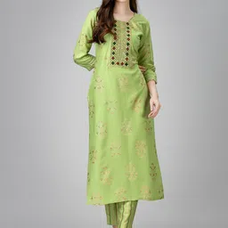 JULEE Women Ethnic Motifs Embroidered Kurta with Trousers-image-25