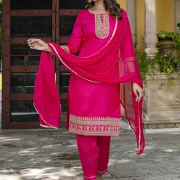 VredeVogel Women Ethnic Motifs Yoke Design Regular Sequinned Kurta with Trousers & With Dupatta-12