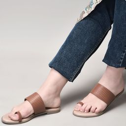 DressBerry Women Striped One Toe Flats-image-74