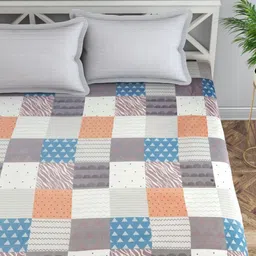 Florida White & Blue Geometric 200 TC Queen Bedsheet with 2 Pillow Covers-15