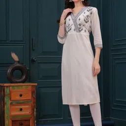 HIGHLIGHT FASHION EXPORT Floral Embroidered V-Neck Sequinned A-Line Kurta-image-82