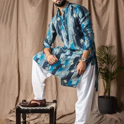 Rawayi Men Floral Printed Mandarin Collar Kurta-picture-1