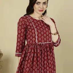 NISHABD Print Cotton Top-image-85