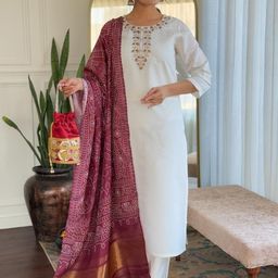 Lilots Women Ethnic Motifs Yoke Design Regular Kurta with Trousers & With Dupatta-5