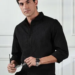 HERE&NOW Men Spread Collar Textured Slim Fit Casual Shirt-picture-8