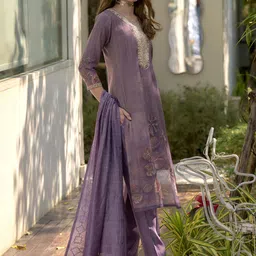 SHREE LAXMINARAYAN EXPORT Printed Tissue Round Neck Straight Kurta With Trousers & Dupatta image 3