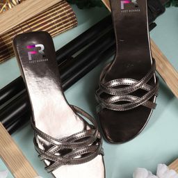 FEET RUNNER Women Open Toe Flats-image-49