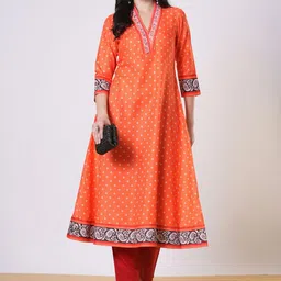 GoSriKi Bandhani Printed V-Neck A-Line Kurta With Trousers-picture-21
