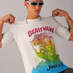 The Indian Garage Co Men Printed Extended Sleeves Applique T-shirt-image-100