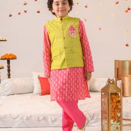 Pspeaches Full Sleeves All Over Flower Motif Foil Printed Kurta With Lace Embellished Leaf Motif Patch Detailed Jacket & Pyjama - Green & Pink-image-97